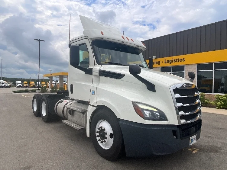 2019 Freightliner Cascadia in La Porte, IN