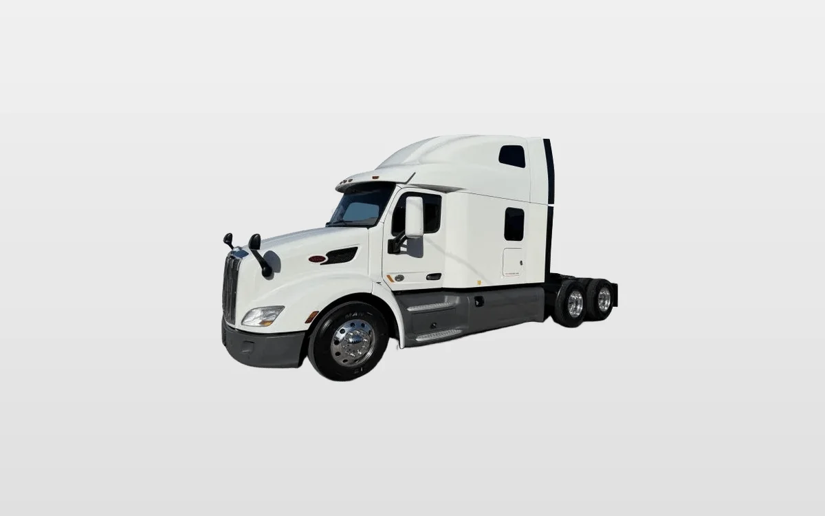 2021 Peterbilt 579 - image 1