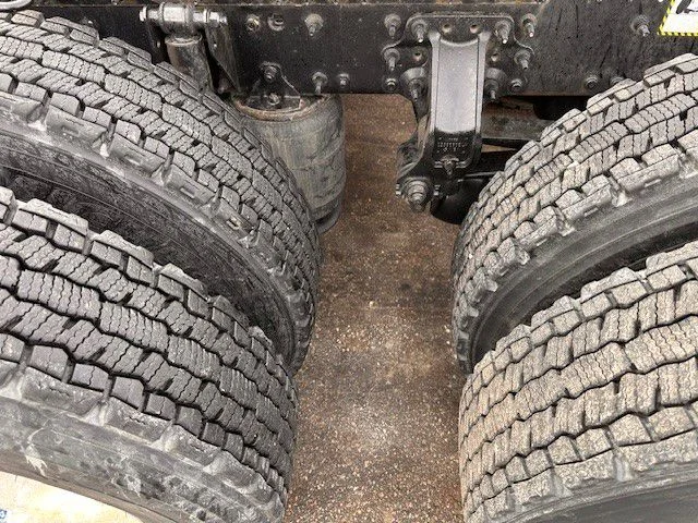 2020 Mack Anthem - image 8