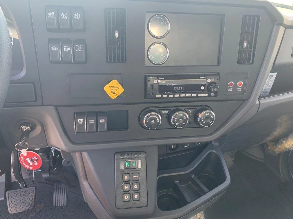 2026 Peterbilt 548 in Louisville, KY — photo 12
