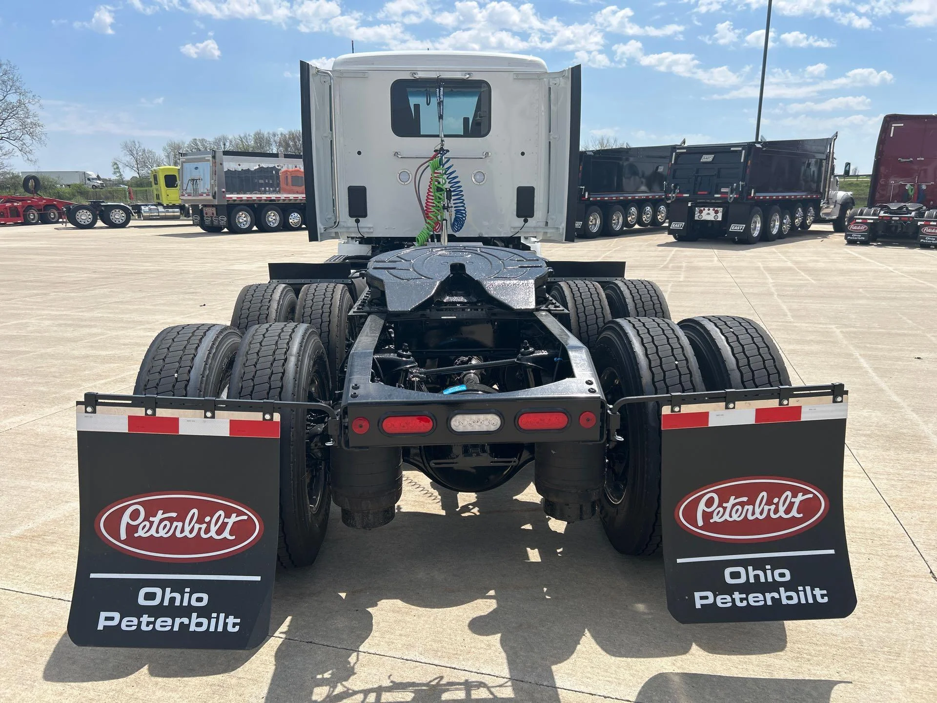 2027 Peterbilt 579 in Perrysburg, OH — photo 3