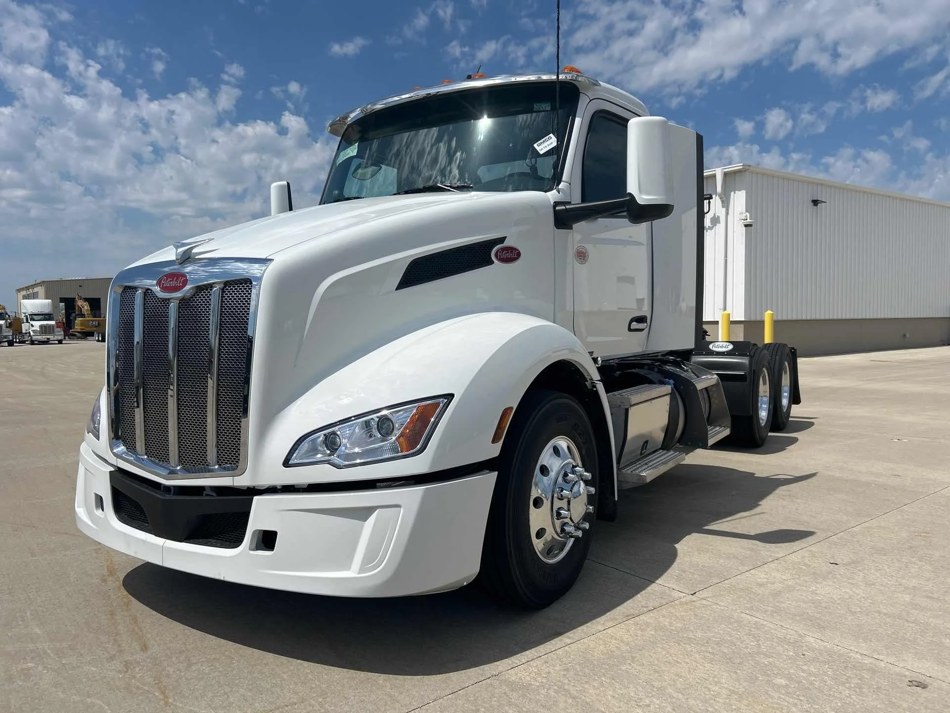 2027 Peterbilt 579