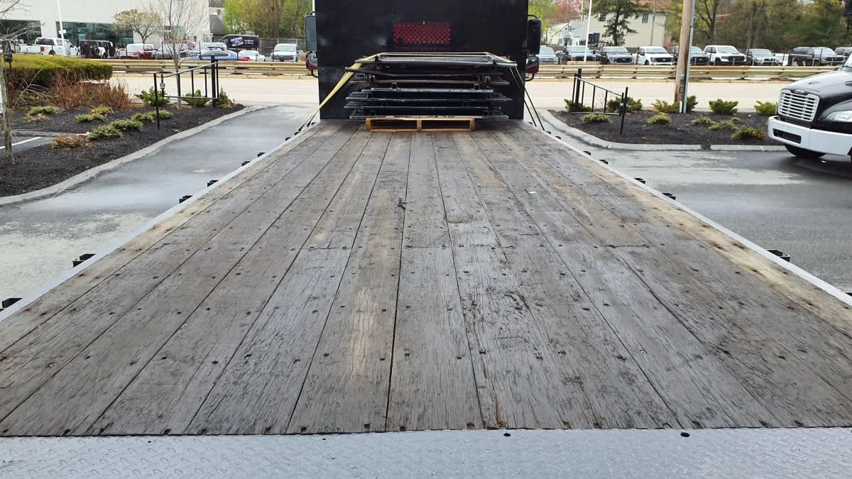 2020 Freightliner M2 106 in Norwood, MA — photo 8