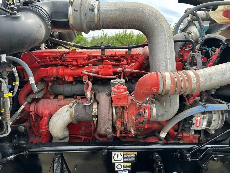 2022 Peterbilt 389 in Richmond, VA — photo 18
