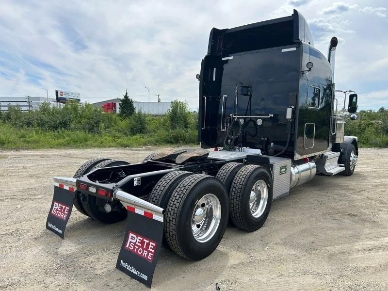 2022 Peterbilt 389 in Richmond, VA — photo 20