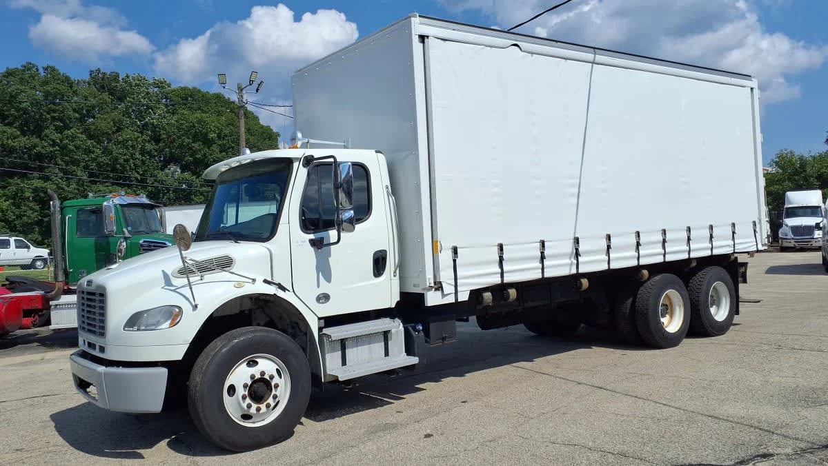2020 Freightliner M2 106