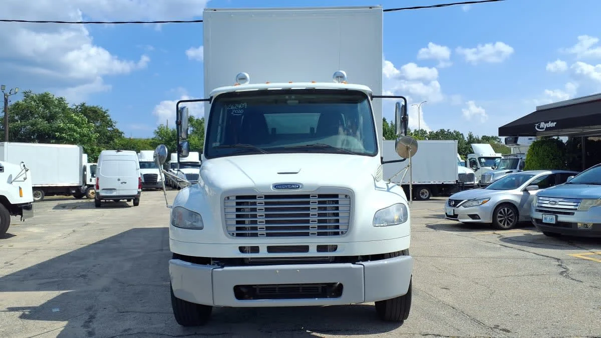 2020 Freightliner M2 106 in Warwick, RI — photo 2