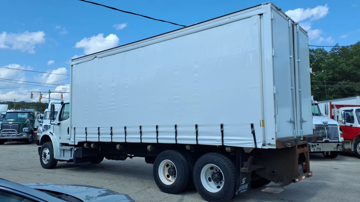 2020 Freightliner M2 106 in Warwick, RI — photo 6