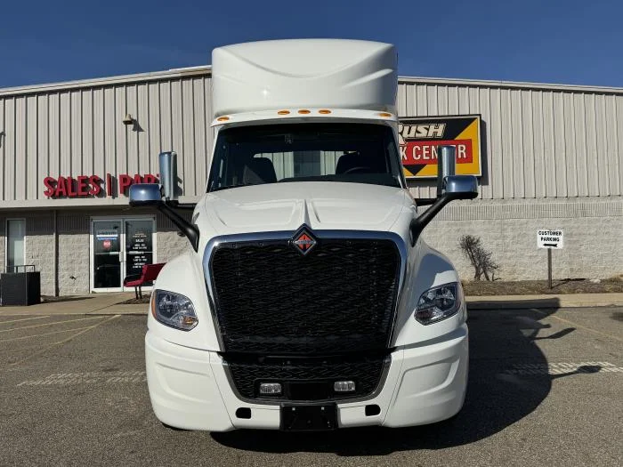 2026 International LT - image 4