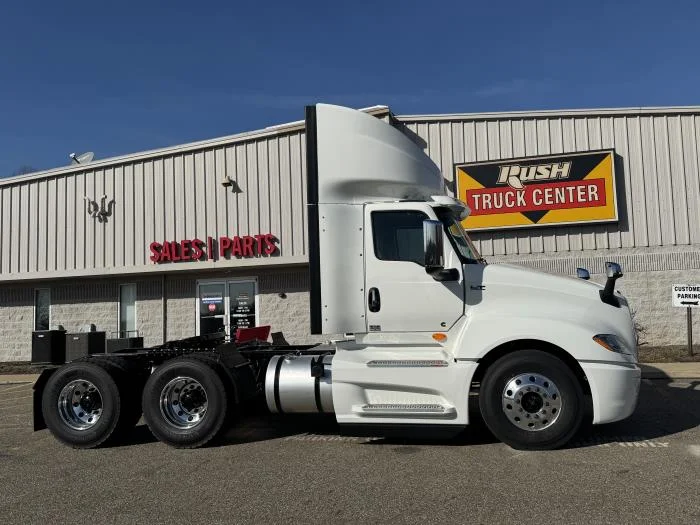 2026 International LT - image 13