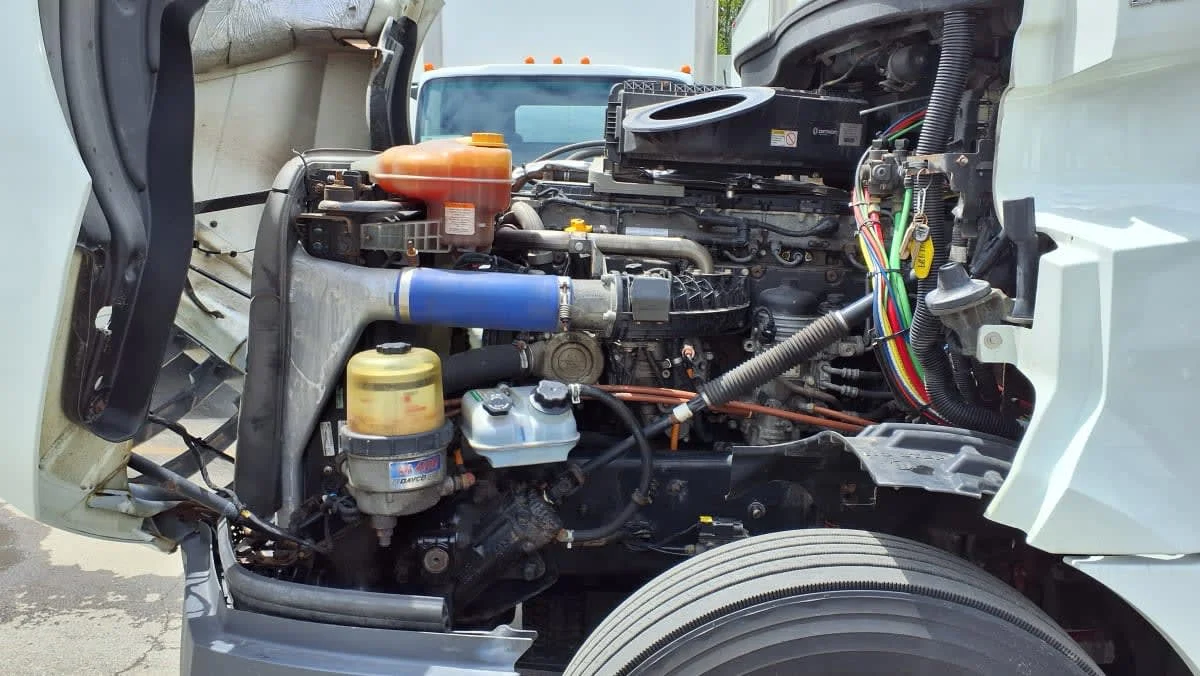 2021 Freightliner Cascadia in Salisbury, MA — photo 8