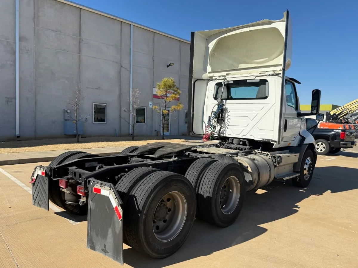 2020 International RH - image 4