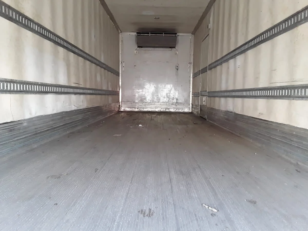 2018 International 4300 - image 9