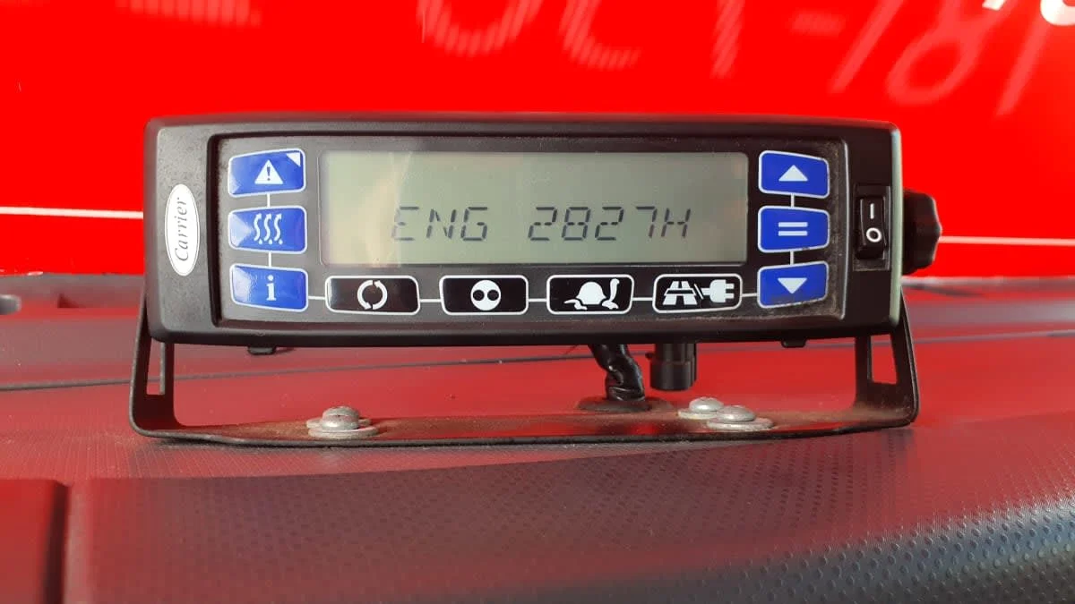 2020 Isuzu NQR in Norwood, MA — photo 11