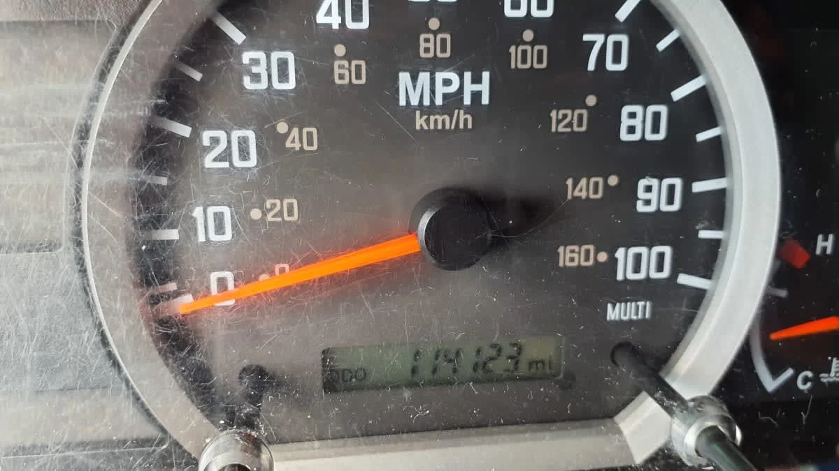 2020 Isuzu NQR in Norwood, MA — photo 13