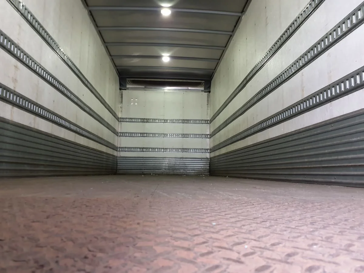 2016 Freightliner M2 106 - image 8