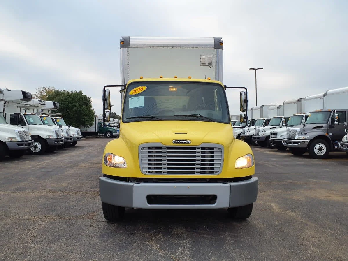 2016 Freightliner M2 106 - image 2