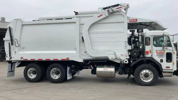 2025 Peterbilt 520 — photo 7