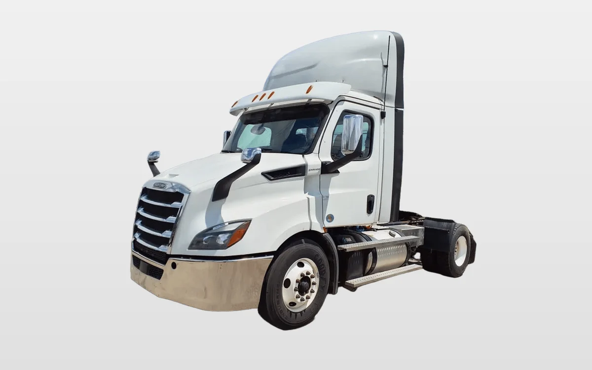 2019 Freightliner Cascadia - image 1