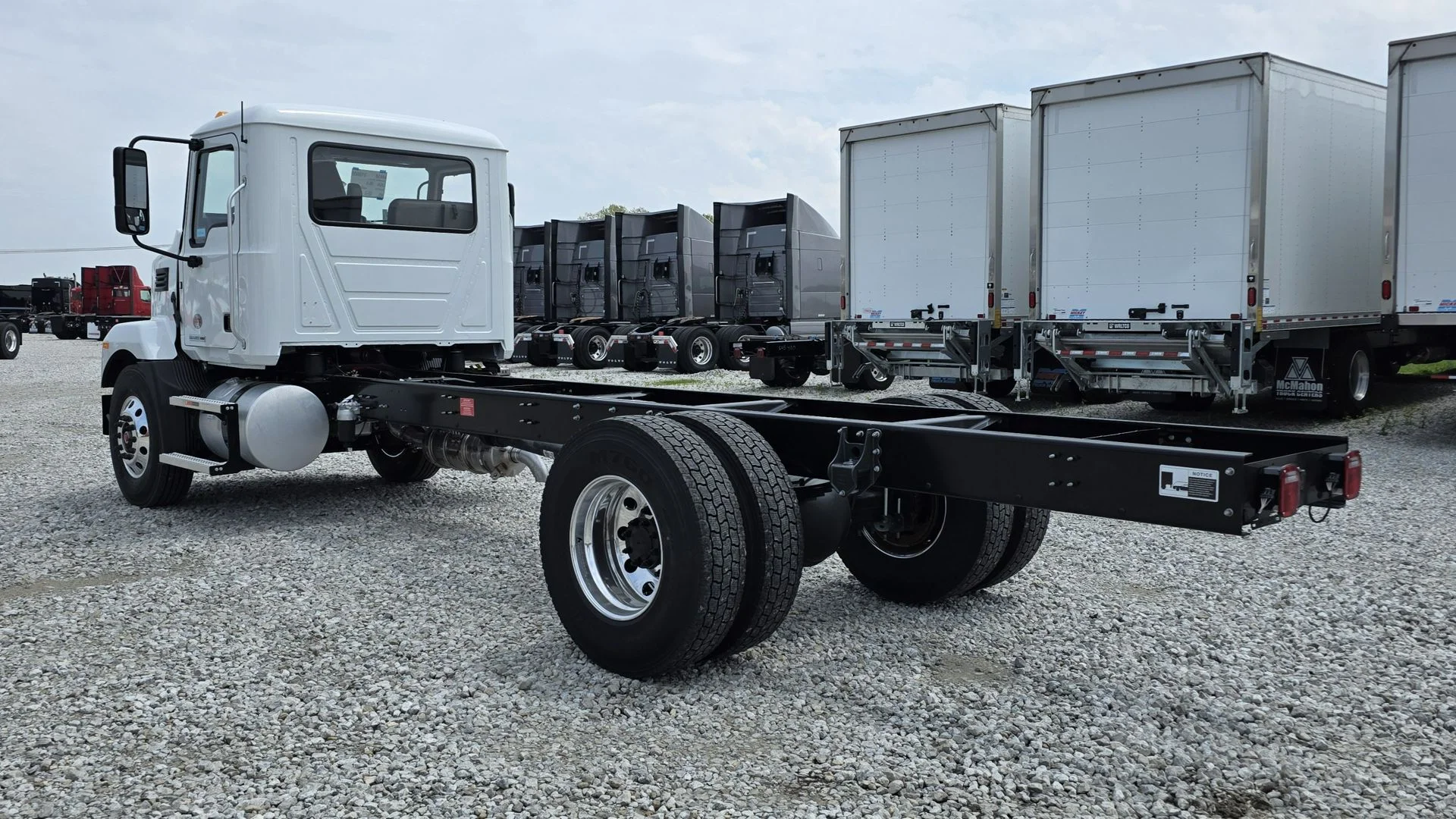 2026 Mack MD in London, OH — photo 11