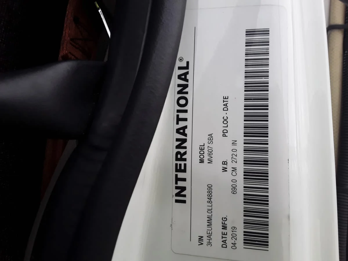 2020 International MV - image 12