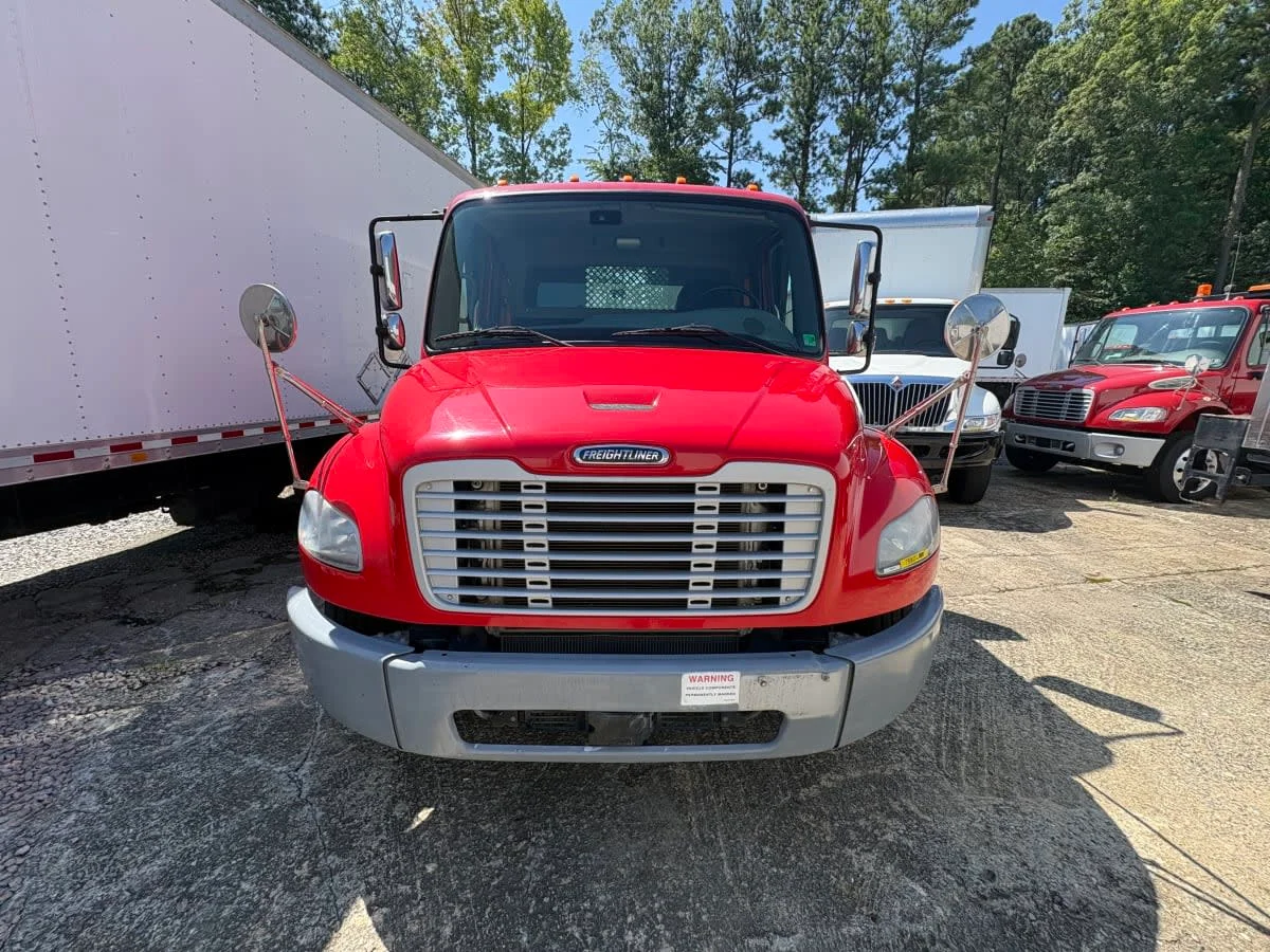 2019 Freightliner M2 106 in Ashland, VA — photo 2