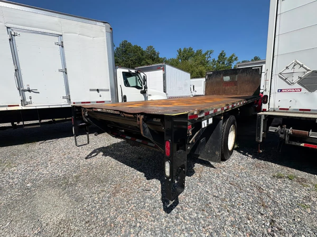 2019 Freightliner M2 106 in Ashland, VA — photo 4