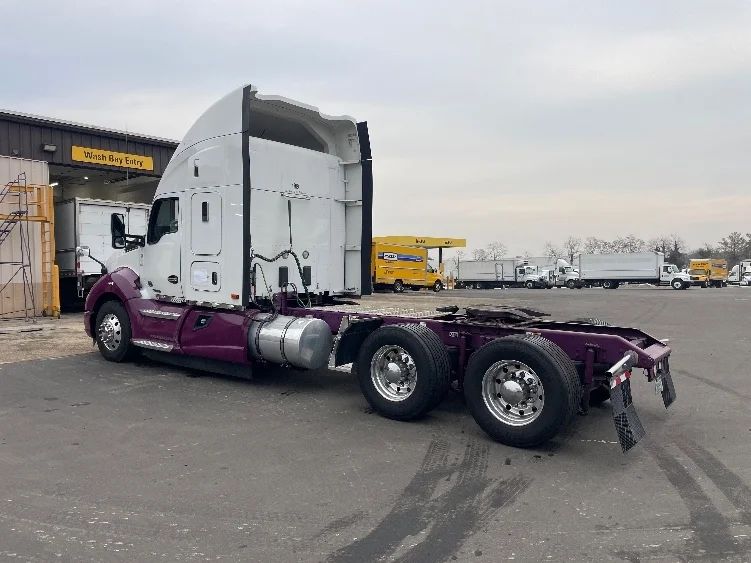 2020 Kenworth T680 - image 5