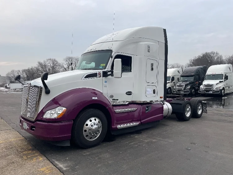 2020 Kenworth T680 - image 3