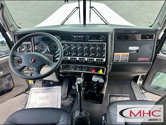 2027 Kenworth W900 in Longview, TX — photo 8