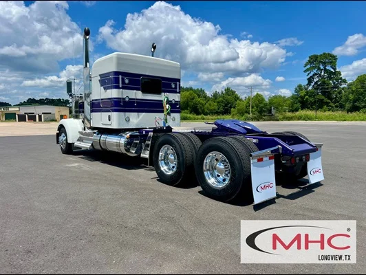 2027 Kenworth W900 in Longview, TX — photo 5