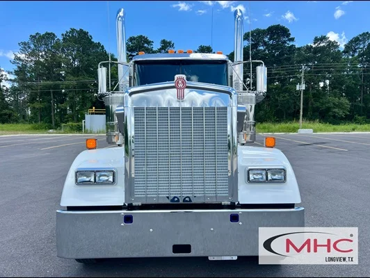 2027 Kenworth W900 in Longview, TX — photo 2