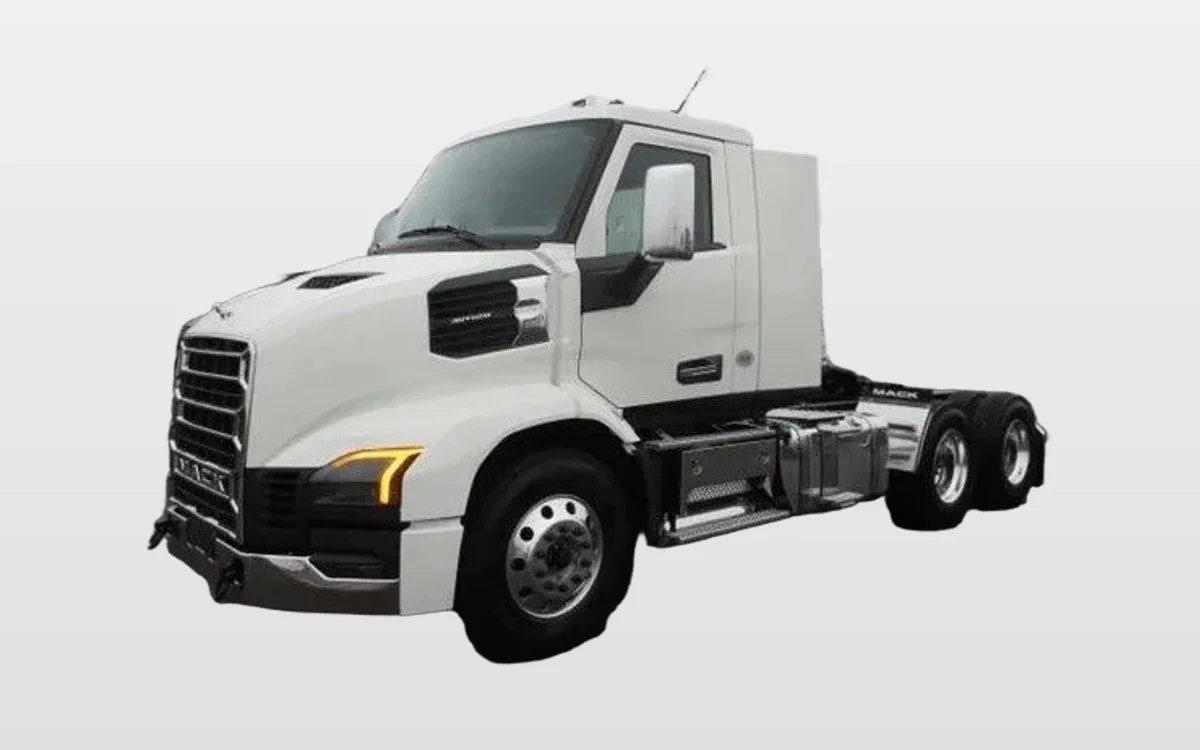 2027 Mack Anthem - image 1