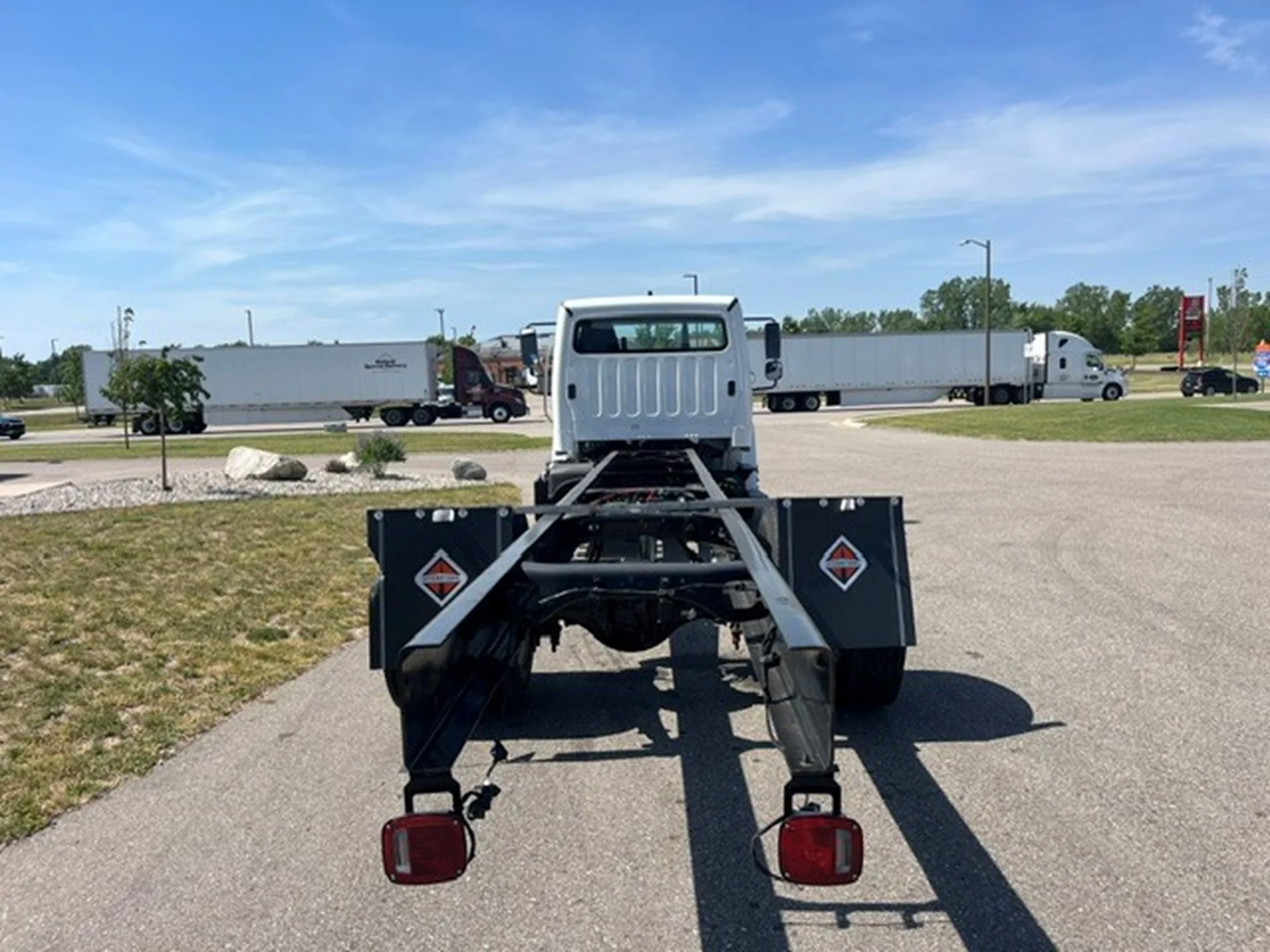 2026 Freightliner eM2 in MI — photo 3