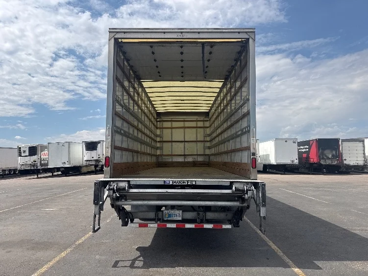 2022 Freightliner M2 106 - image 8