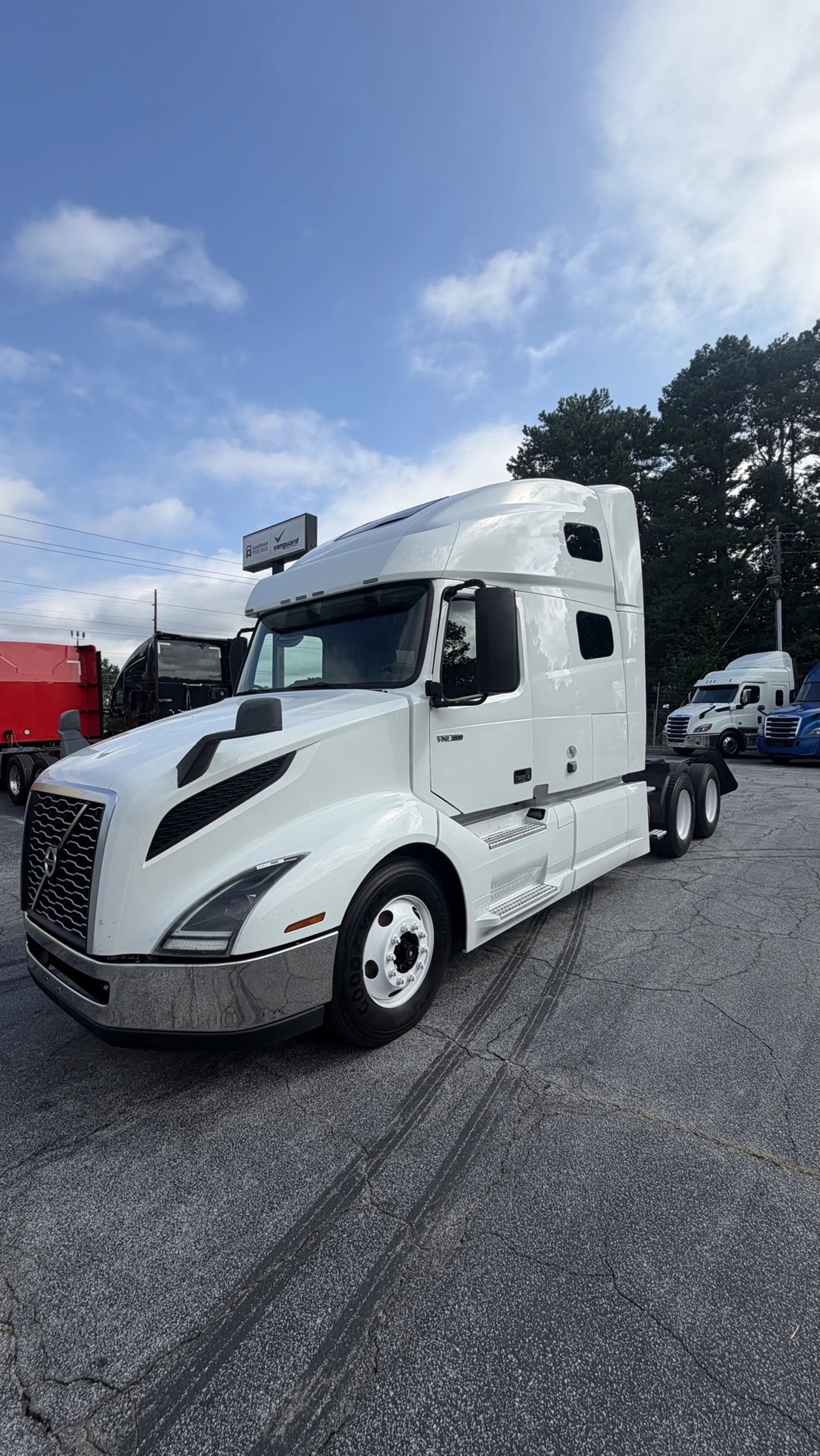 2020 Volvo VNL 760 in Guardian Atlanta