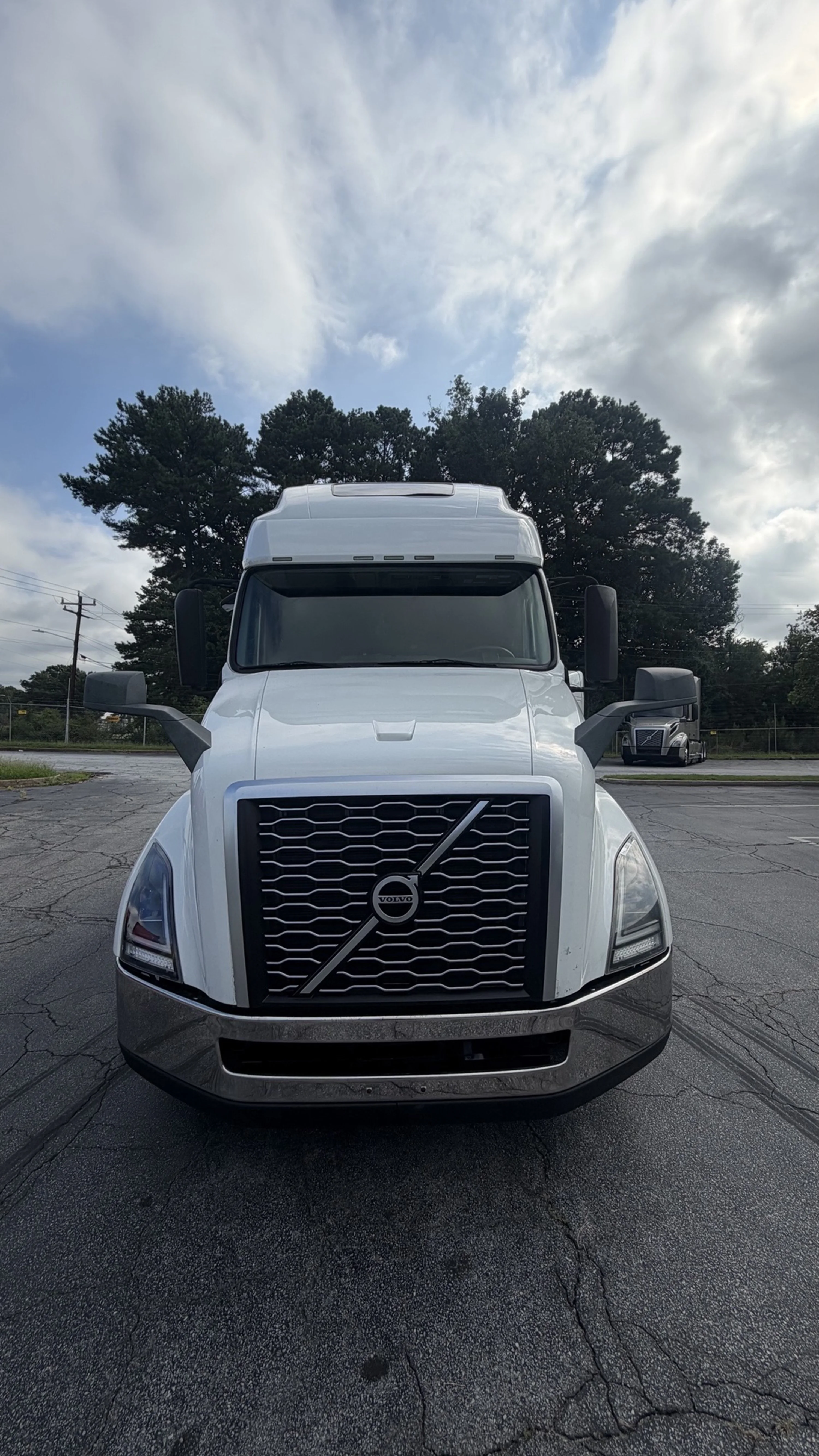2020 Volvo VNL 760 in Guardian Atlanta — photo 8