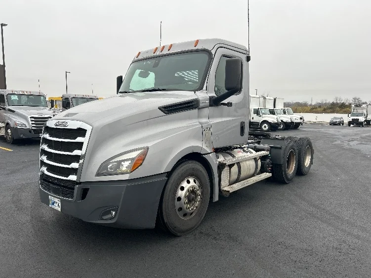 2020 Freightliner Cascadia in Piqua, OH