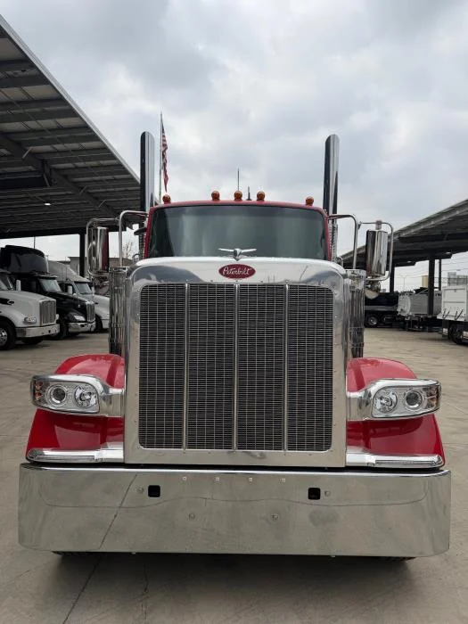 2027 Peterbilt 589 in San Antonio, TX — photo 2