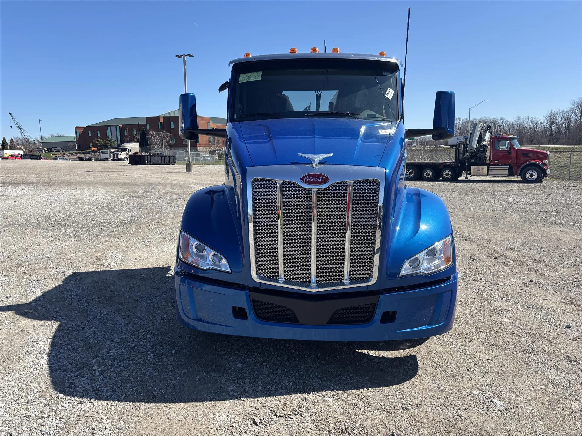 2027 Peterbilt 579 in Canton, OH — photo 2
