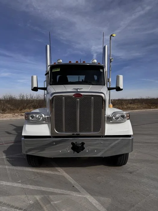 2027 Peterbilt 567 - image 4