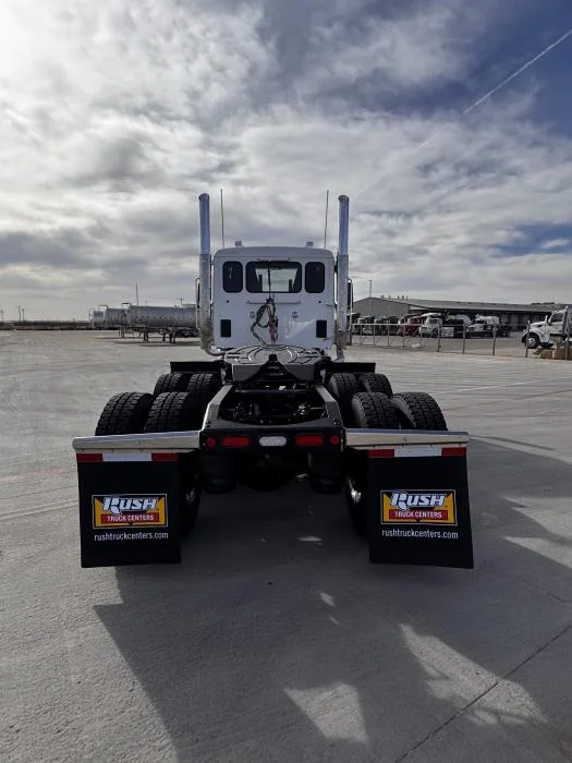 2027 Peterbilt 567 - image 6