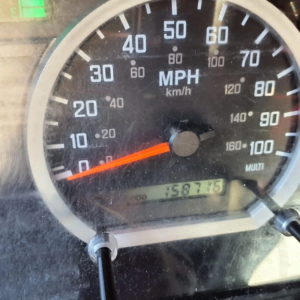 2017 Isuzu NRR - image 10