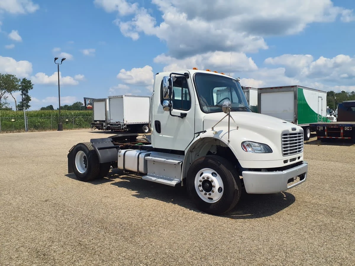 2019 Freightliner M2 106 in Wayland, MI — photo 3