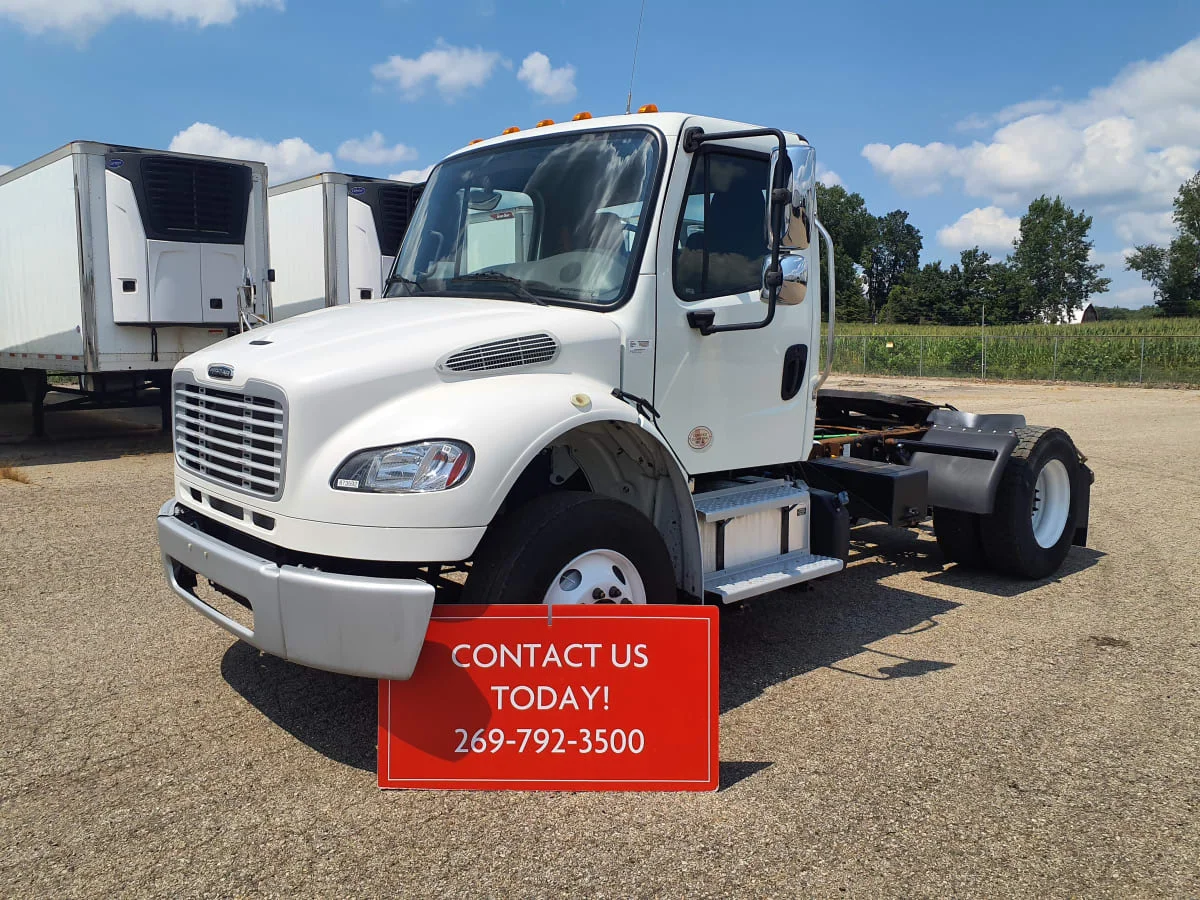 2019 Freightliner M2 106