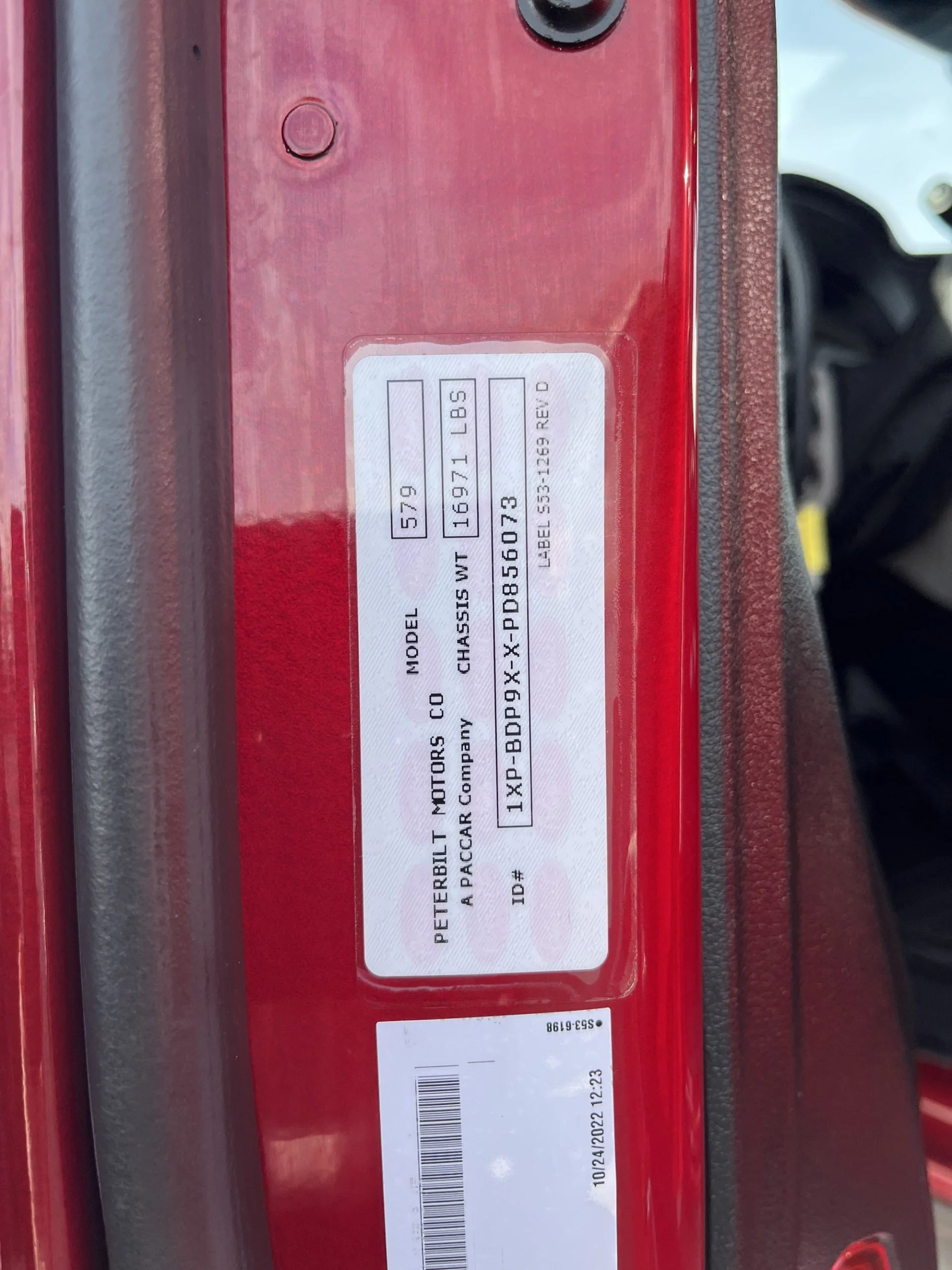 2023 Peterbilt 579 - image 6