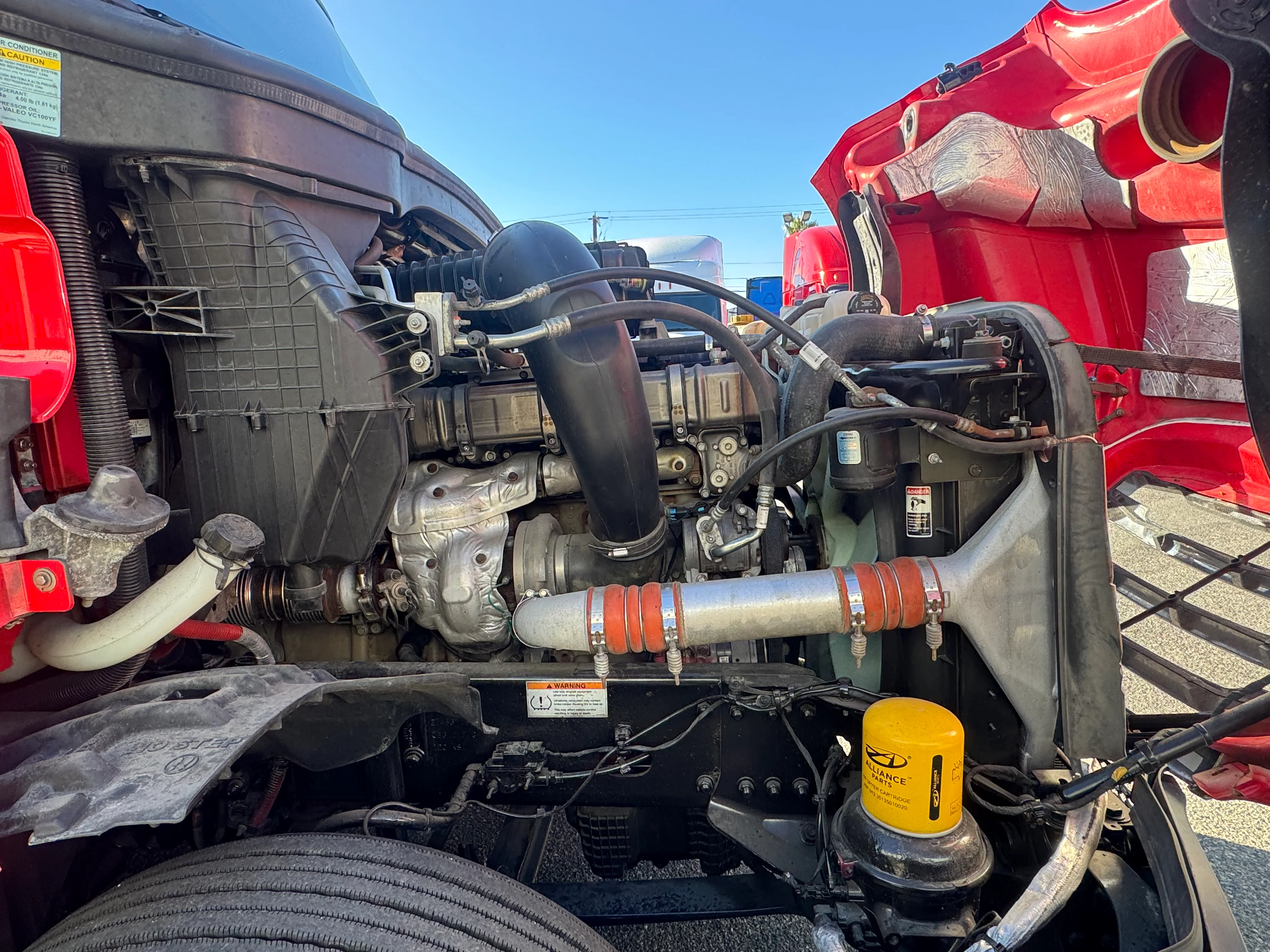 2021 Freightliner Cascadia in Fontana, CA — photo 11