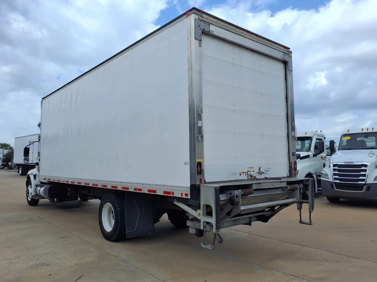 2020 International MV - image 6