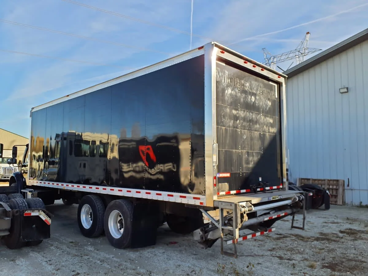 2019 Freightliner M2 106 in Indianapolis, IN — photo 6