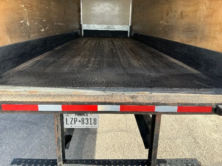 2020 International MV - image 9